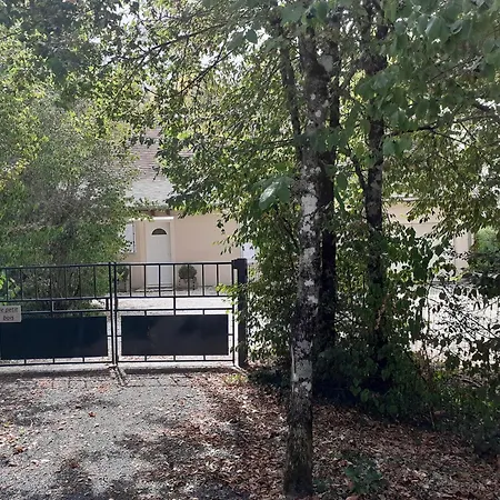 빌라 La Le Petit Bois, Pres Rocamadour, Padirac 라베르그네