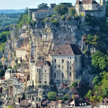 La Le Petit Bois, Pres Rocamadour, Padirac * Lavergne (Lot)