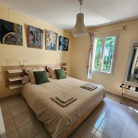 La Le Petit Bois, Pres Rocamadour, Padirac * Lavergne (Lot)